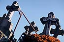 cimetière à la Toussaint en France