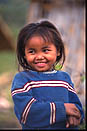enfant de l'ethnie Soy au Laos
