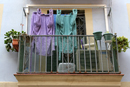 les dessous d'une pince à linge en espagne à barcelone par Laurence Lemaire Photo Journaliste